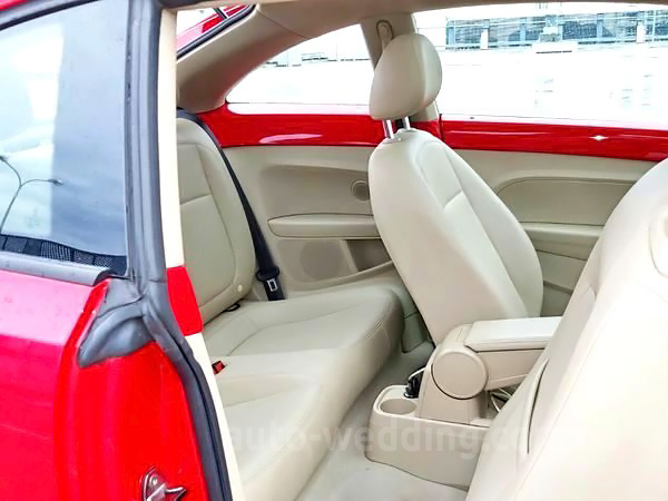 Авто на свадьбу Volkswagen Beetle красный в Киеве