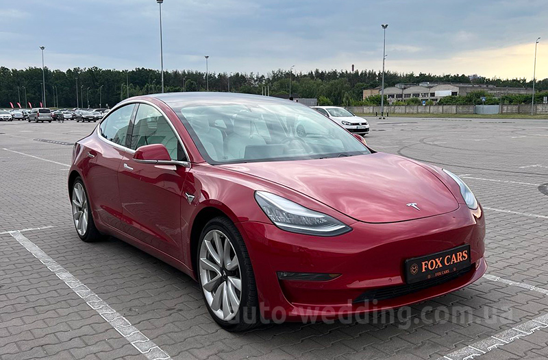 Авто на свадьбу TESLA Model 3 75D красная