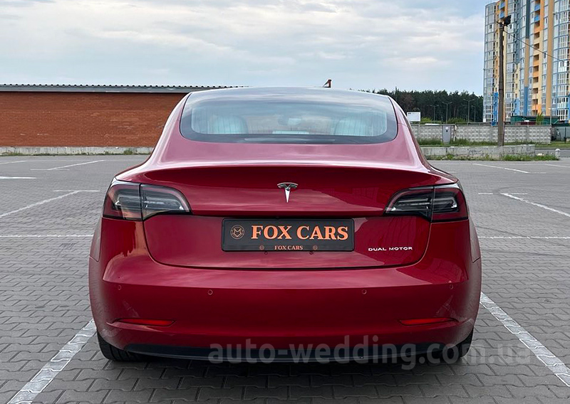 Авто на свадьбу TESLA Model 3 75D красная
