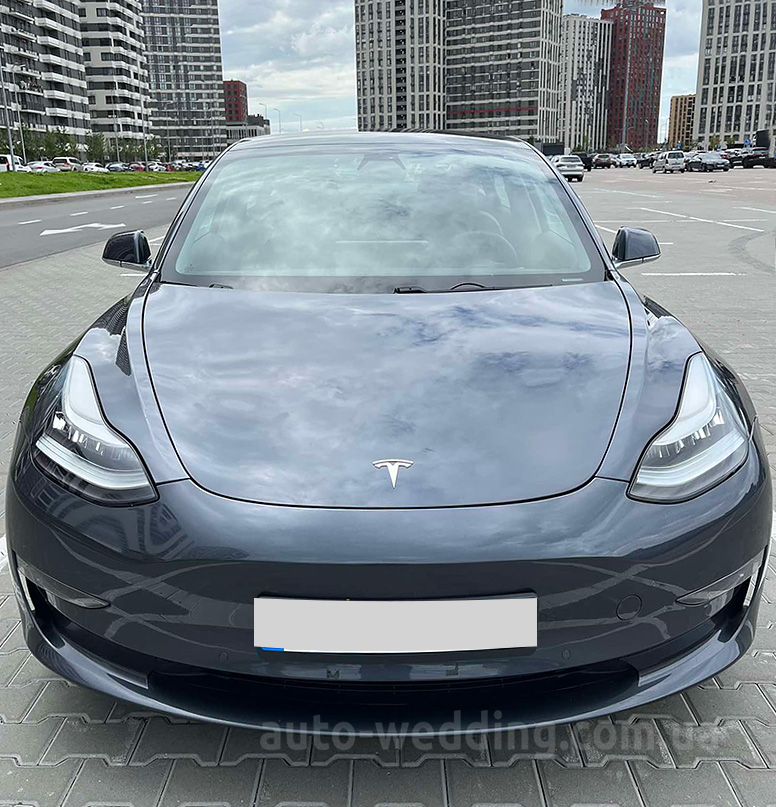 Авто на свадьбу TESLA Model 3 Long range графит с водителем в Киеве