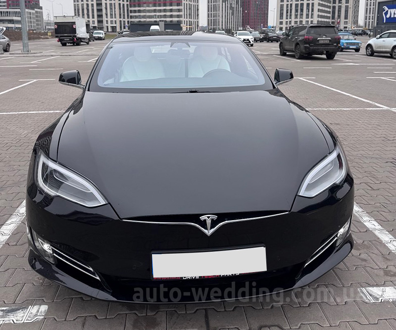 Авто на свадьбу электромобиль TESLA Model S Performance black