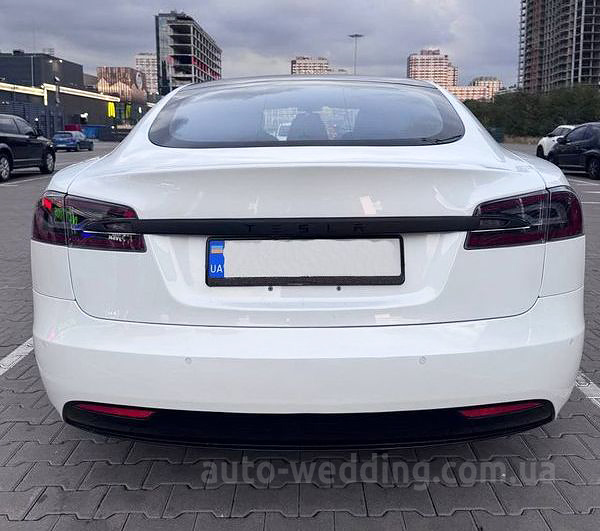 Авто на свадьбу TESLA Model S white