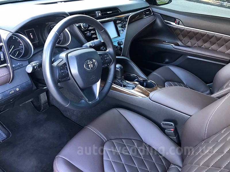 Авто на свадьбу Toyota Camry V70 NEW