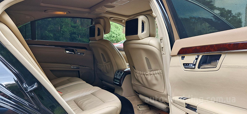Аренда авто на свадьбу Mercedes Benz S class W221 S500