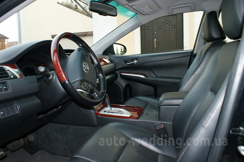 Авто на свадьбу Toyota Camry V50