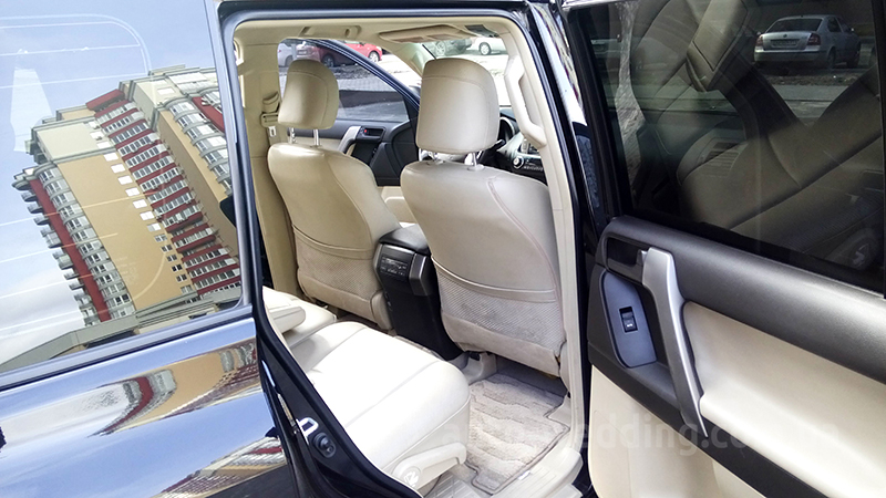 Внедорожник джип на свадьбу Toyota Land Cruiser Prado 150