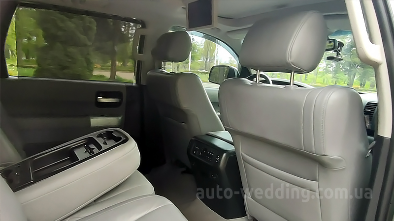 Внедорожник на свадьбу Toyota Sequoia Platinum