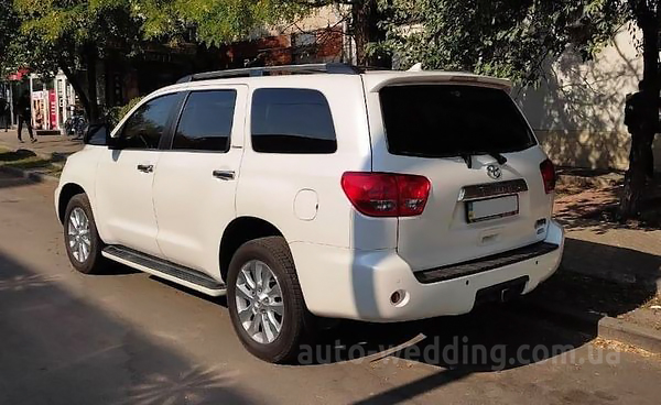 Внедорожник джип на свадьбу Toyota Sequoia белая 2018