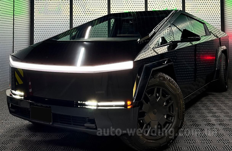 Электрокар на свадьбу Tesla Cybertruck pickup с водителем в Киеве