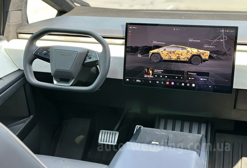 Электрокар на свадьбу Tesla Cybertruck pickup silver с водителем в Киеве