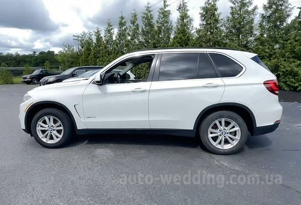Внедорожник джип на свадьбу BMW X5 белый