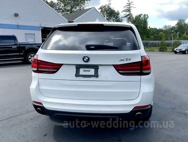 Внедорожник джип на свадьбу BMW X5 белый