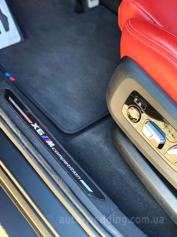 Внедорожник джип на свадьбу BMW X6 M50d Competition 
