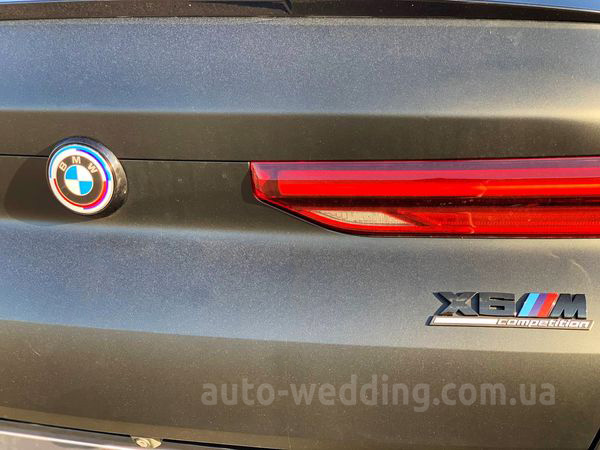 Внедорожник джип на свадьбу BMW X6 M50d Competition 