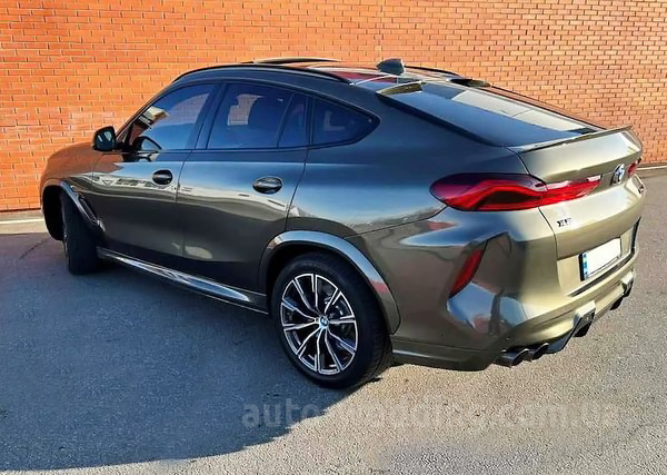 Внедорожник джип на свадьбу BMW X6 M50d хаки