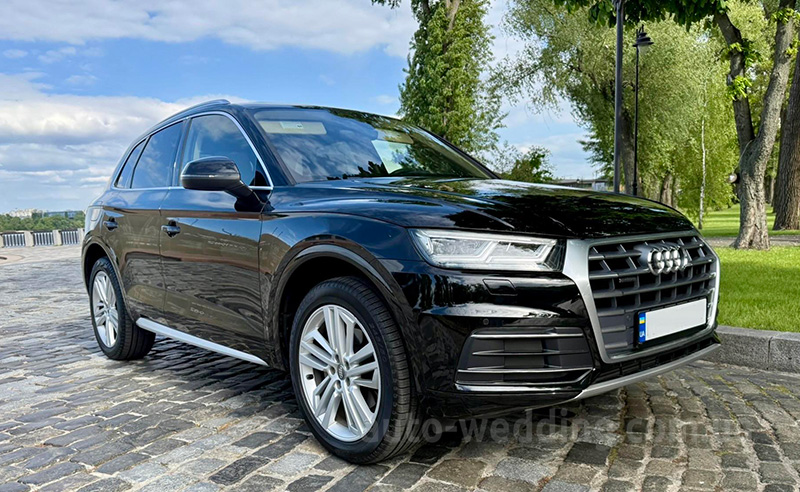 Внедорожник джип на свадьбу Audi Q5 черный