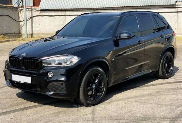 Внедорожник джип на свадьбу BMW X5 2014 черный