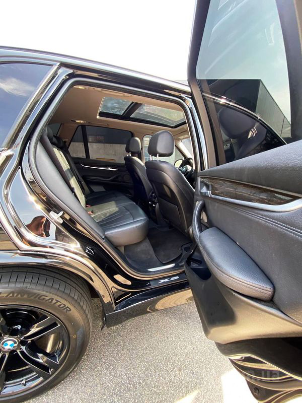 Внедорожник джип на свадьбу BMW X5 2014 черный