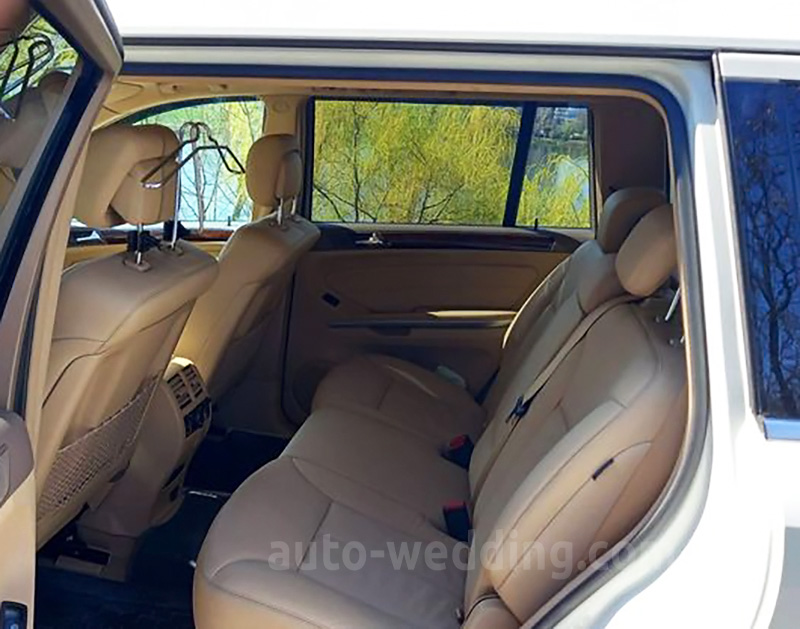 Внедорожник джип на свадьбу Mercedes GL 550 с водителем в Киеве