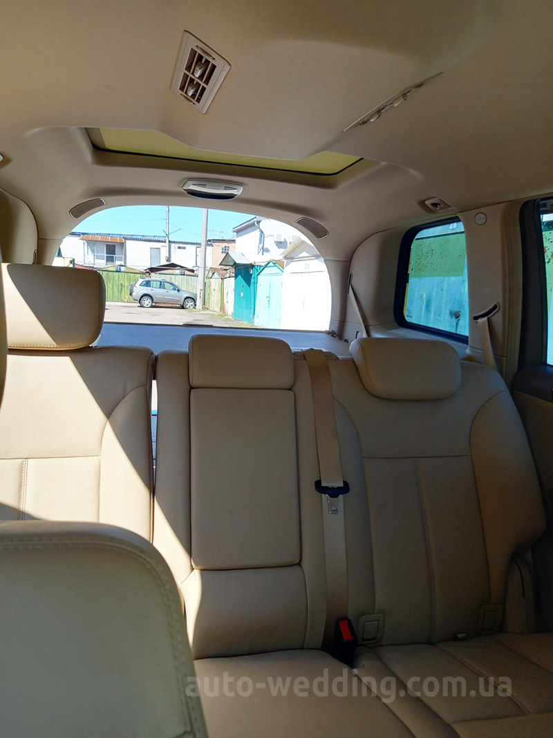 Внедорожник джип на свадьбу Mercedes GL 550 с водителем в Киеве