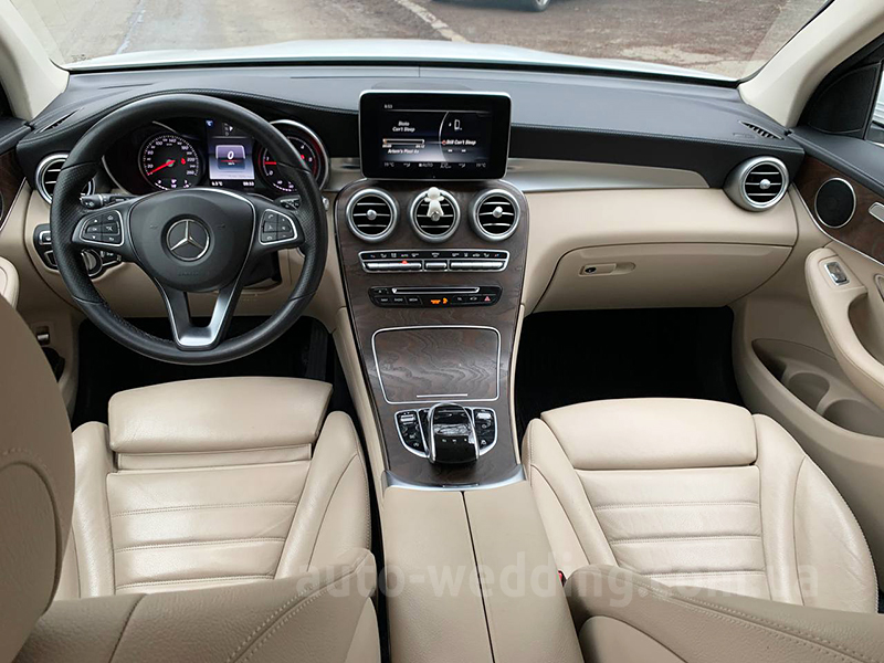 Внедорожник джип на свадьбу Mercedes Benz GLС 250d