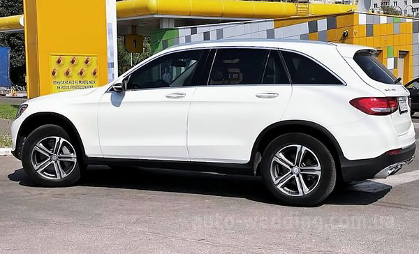Внедорожник джип на свадьбу Mercedes Benz GLС 300