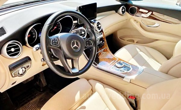 Внедорожник джип на свадьбу Mercedes Benz GLС 300