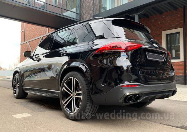 Внедорожник джип на свадьбу Mercedes Benz GLE 63 AMG с водителем в Киеве