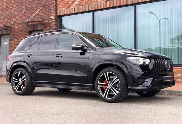Внедорожник джип на свадьбу Mercedes Benz GLE 63 AMG с водителем в Киеве
