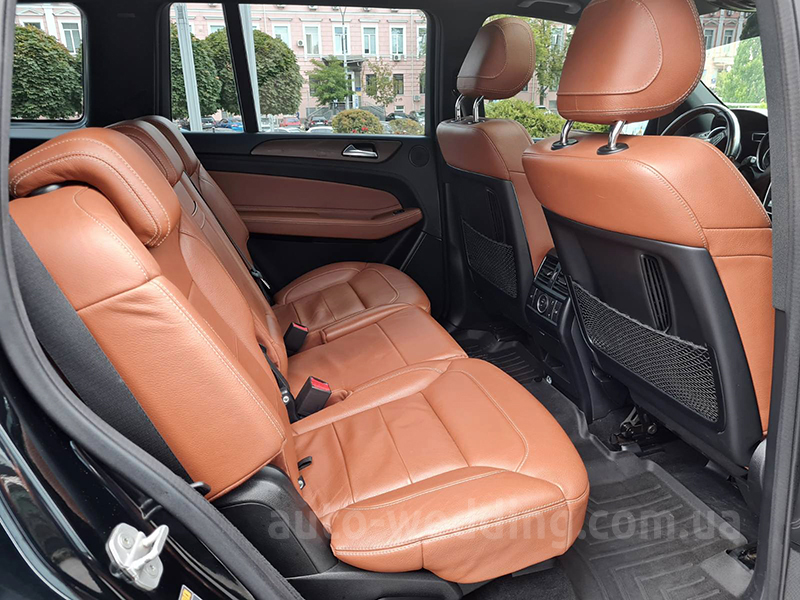 Внедорожник джип на свадьбу Mercedes GLS 350d AMG 4MATIC 6 мест черный в Киеве