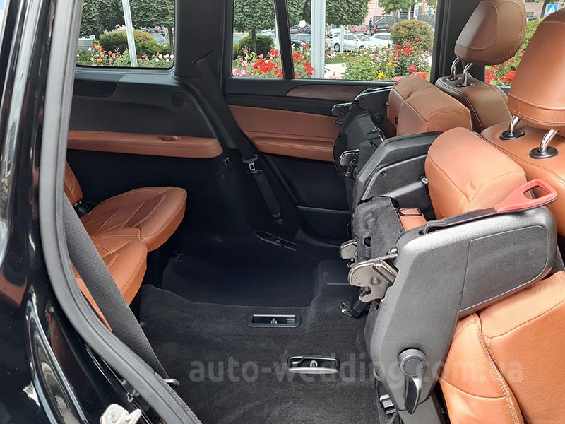 Внедорожник джип на свадьбу Mercedes GLS 350d AMG 4MATIC 6 мест черный в Киеве