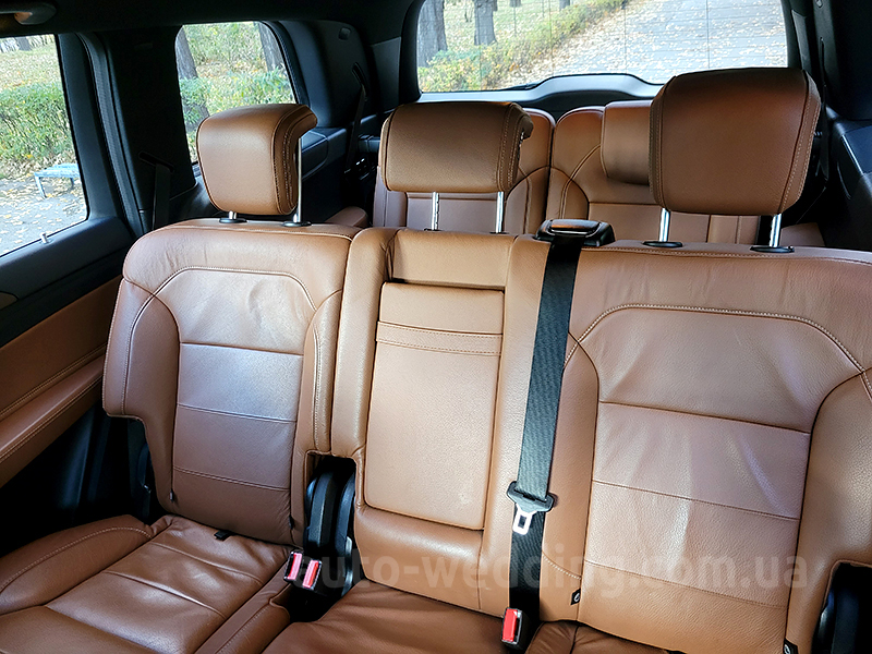 Внедорожник джип на свадьбу Mercedes GLS 350d AMG 4MATIC 6 мест черный в Киеве