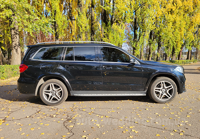 Внедорожник джип на свадьбу Mercedes GLS 350d AMG 4MATIC 6 мест черный в Киеве