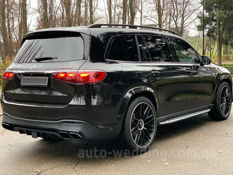 Внедорожник джип на свадьбу Mercedes GLS 63 AMG черный