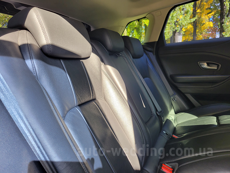 Внедорожник джип  на свадьбу Range Rover Evoque черный