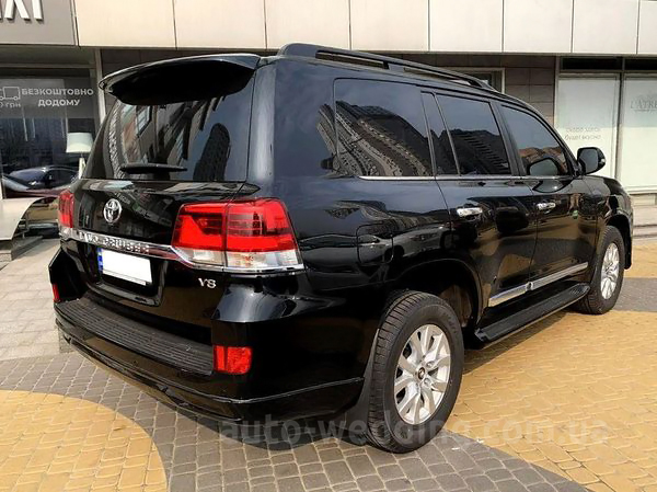 Внедорожник джип на свадьбу Toyota Land Cruiser 200
