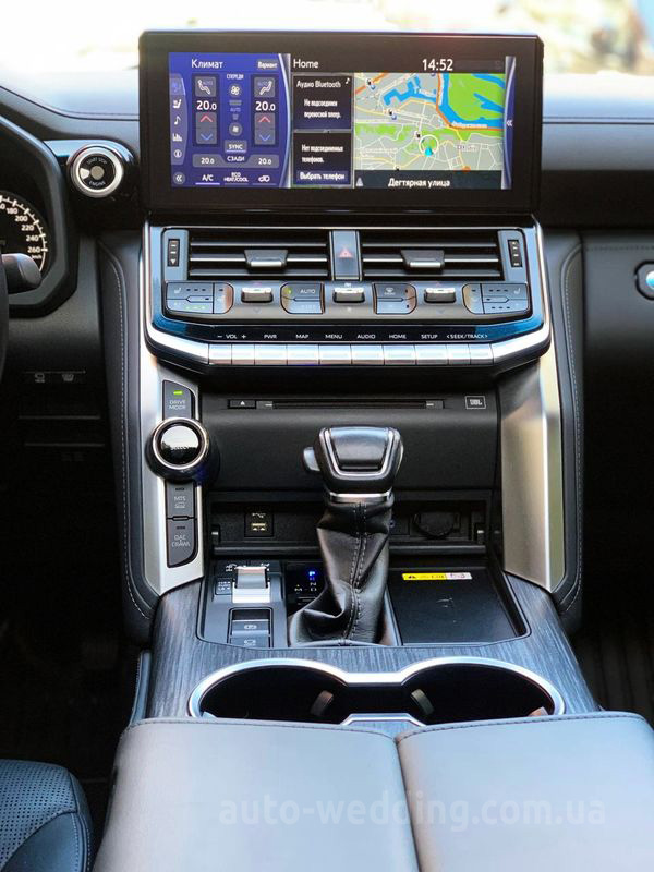 Внедорожник джип на свадьбу Toyota Land Cruiser 300