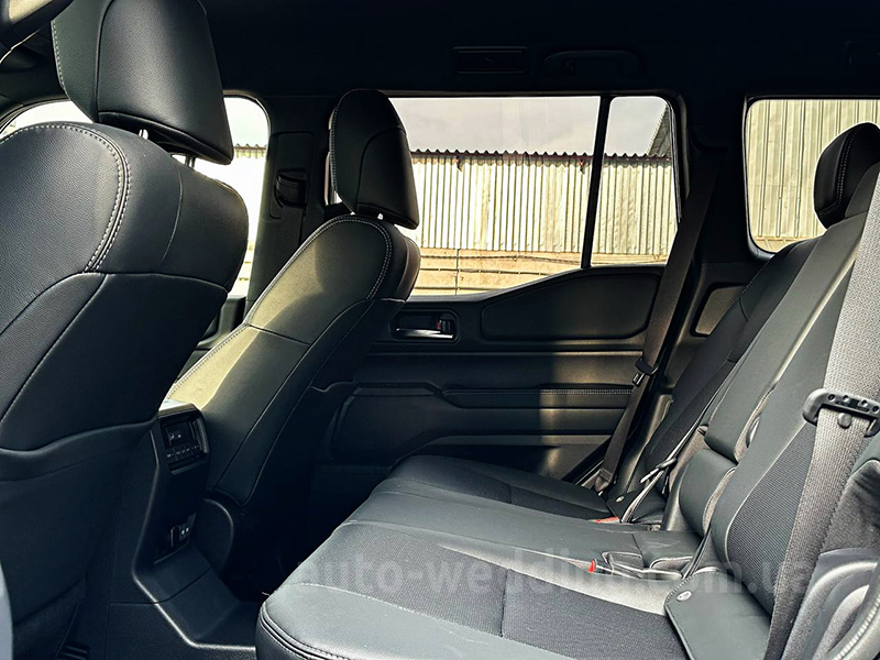 Внедорожник джип на свадьбу Toyota Land Cruiser Prado 250 с водителем в Киеве